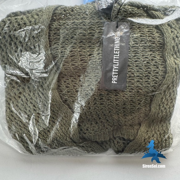 1101 NWT PrettyLittleThing Cut Out Crochet Beach Dress - Size 4 - Green - Picture 3 of 9